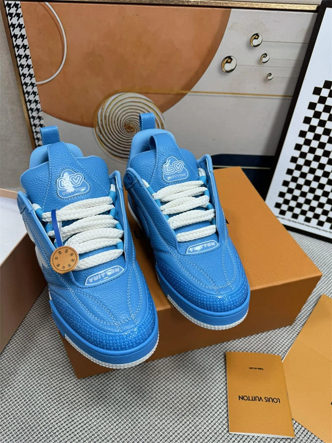 Lv Trainer Sneaker Timeless 2058