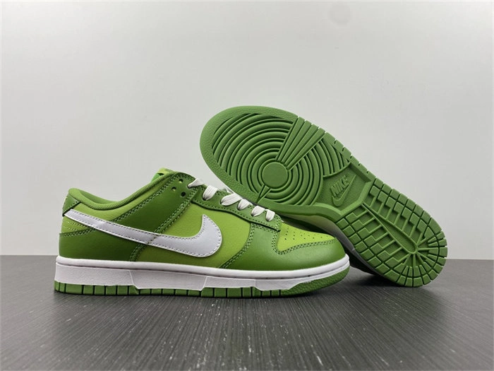 Vibrant Nike Dunk Low Chlorophyll DJ6188- 4737