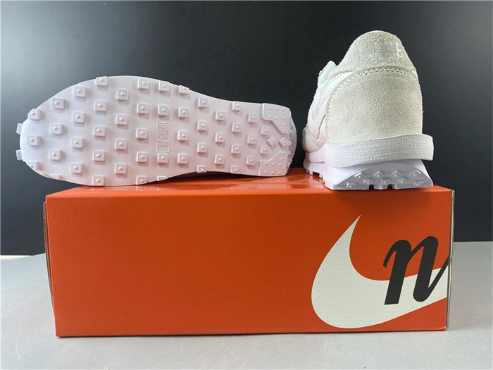 Sophisticated Nike LD Waffle sacai White Nylon  BV0073- 5242