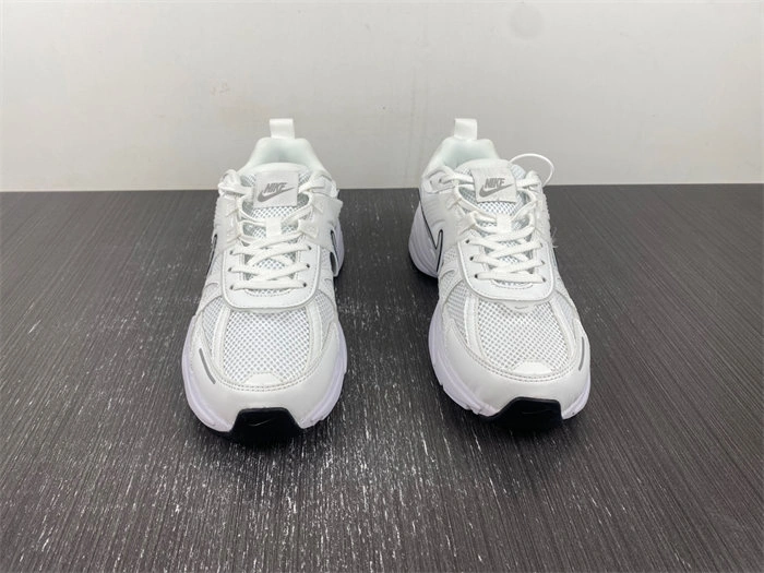 SoftTouch Nike V2K Run Summit White Metallic Silver FD0736- 5295
