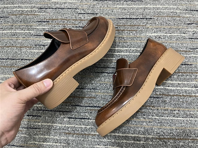 EasyMatch Prada Loafer Women 3335