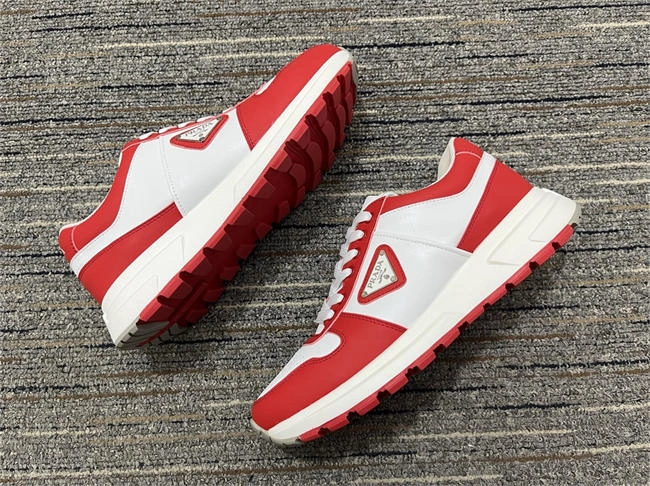 Classic Prada Sneaker 3377