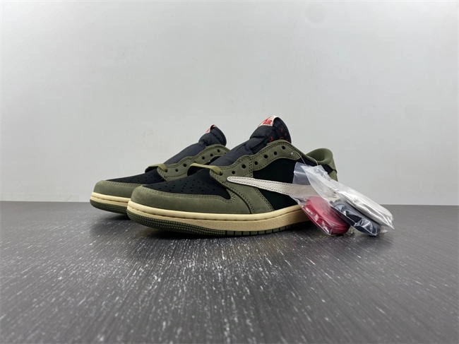 TS x AJ1 Travis Scott x Air Jordan 1 Low OG DM7866- Original 3575